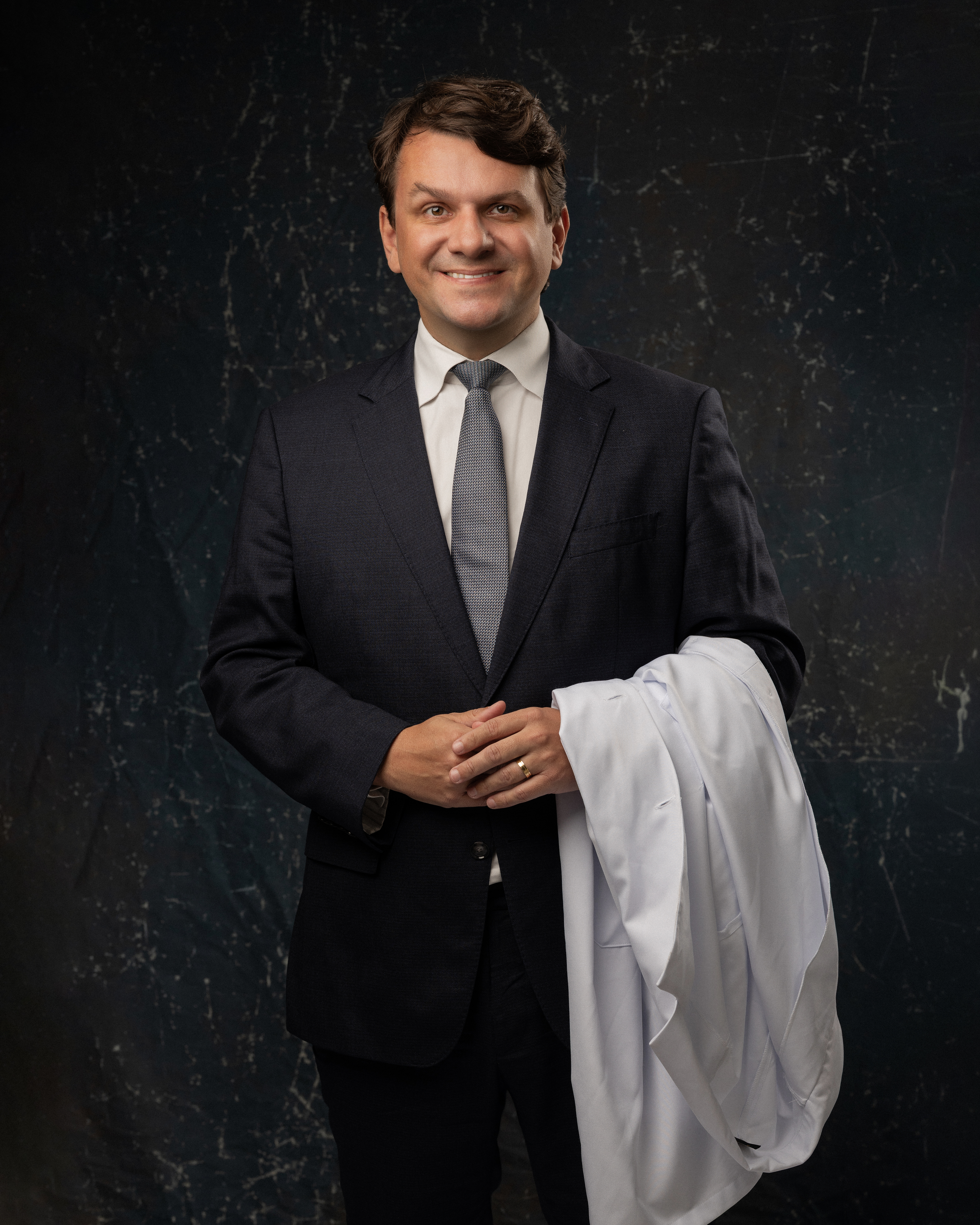 Dr. Maikon Madeira